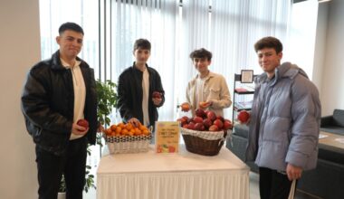 NÖBETÇİ KİTAPHANELERDE BOL VİTAMİNLİ İKRAM
