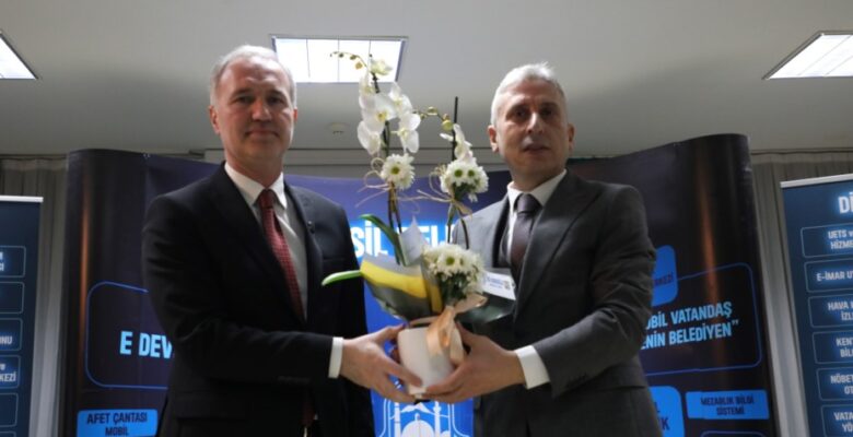 “HER BİREYİN ŞEHRİMİZLE İLGİLİ BİR FİKRİ OLMALI”