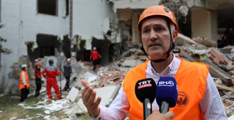 TURGUTALP KENTSEL DÖNÜŞÜM ALANINDA BİR TAŞLA İKİ KUŞ