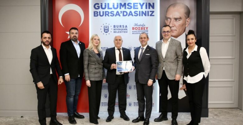 TÜRKİYE’NİN YAPAY ZEKA VİZYONU BURSA’DA ŞEKİLLENİYOR 