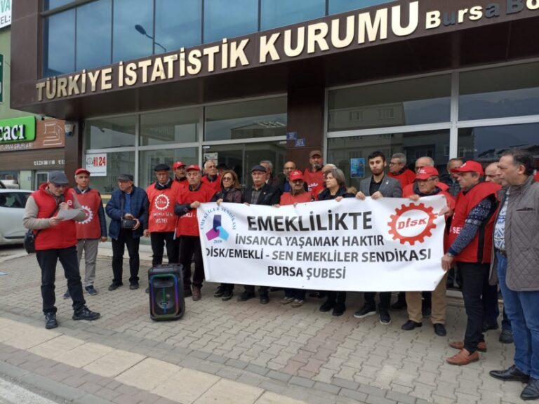 DİSK EMEKLİ-SEN’DEN TÜİK’E PROTESTO
