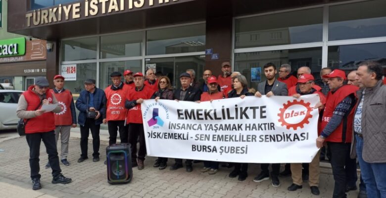 DİSK EMEKLİ-SEN’DEN TÜİK’E PROTESTO