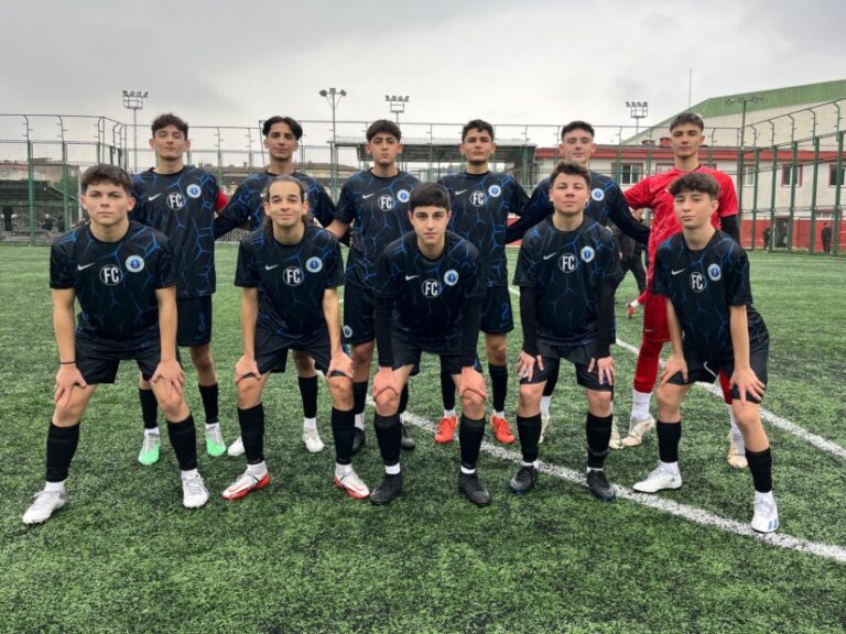 Gemlik Belediyespor farklı galip