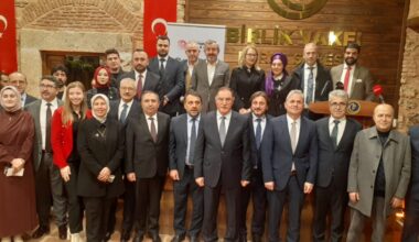 TÜRKİYE’NİN SİVİL ANAYASA YOLCULUĞU MASAYA YATIRILDI