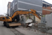 Osmangazi’de 100 metruk bina yıkıldı