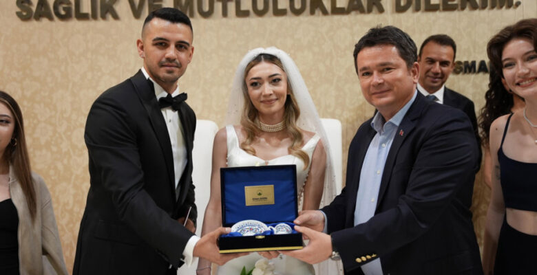 Osmangazi’de 1 yılda 6 bin 636 nikah kıyıldı