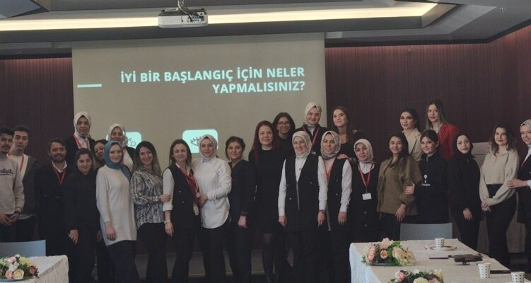 ÖZEL HAYAT HASTANESİ’NİN EĞİTİM PROGRAMLARI SÜRÜYOR