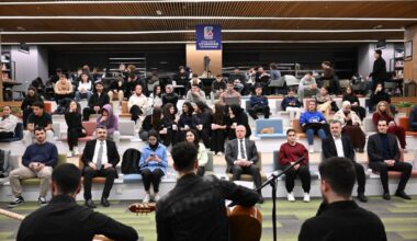 BAŞKAN YILMAZ’DAN ‘UYUMAYAN’ ÖĞRENCİLERE ZİYARET