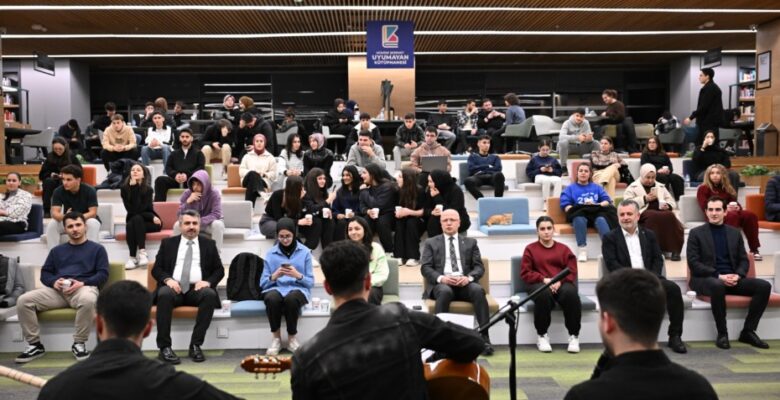 BAŞKAN YILMAZ’DAN ‘UYUMAYAN’ ÖĞRENCİLERE ZİYARET