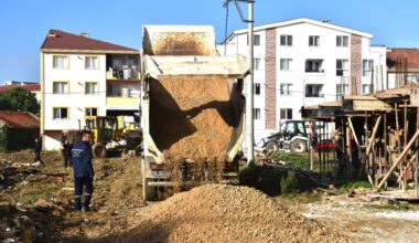 Gemlik Belediyesi’nden Eşref Dinçer Mahallesi’ne Yeni Yol Çalışması