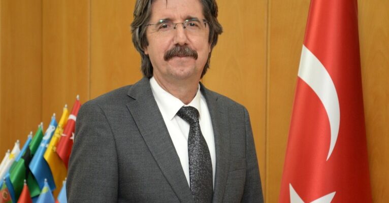 BUÜ öğrencilerinin 10 projesine ÜNİDES desteği
