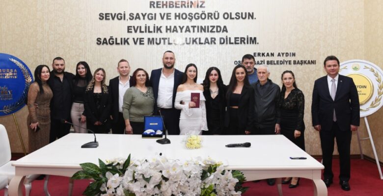 Nikahı kıyılacak çifte Başkan Aydın’dan Sevgililer Günü  sürprizi