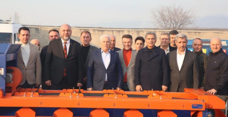Büyükşehir’den kırsala ekipman desteği