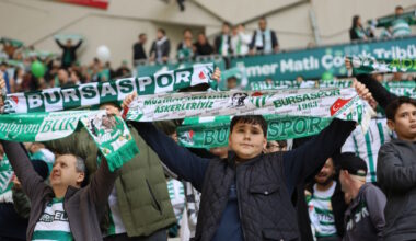 Çocuklar Bursaspor coşkusunu Büyükşehir’le yaşadı