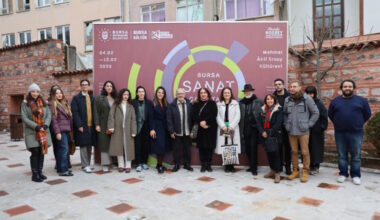 Bursa Sanat Çalıştayı, ‘Kent, Mekan, Hafıza’ sergisi ile taçlandı Bursa Sanat Çalıştayı, ‘Kent, Mekan, Hafıza’ sergisi ile taçlandı