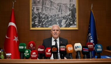 Başkan Bozbey, “Öğrencilere süt dağıtmamıza izin verilmedi”