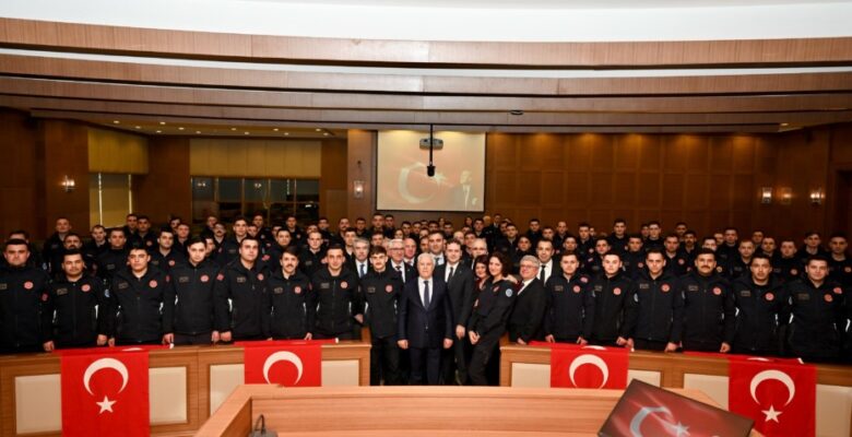 Bursa Büyükşehir’de memurların yemin heyecanı