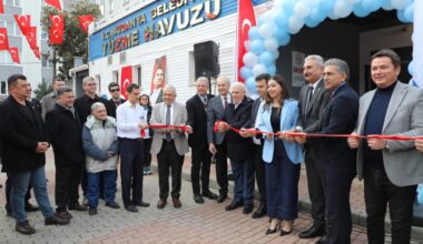 MUDANYA KAPALI YÜZME HAVUZU AÇILDI