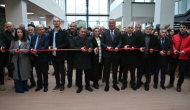 Karacabey’in yeni sosyal merkezi Kent Kafe hizmetinizde