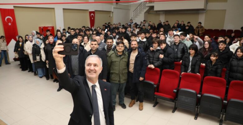 İNEGÖL ELEDİYE BAŞKANI ALPER TABAN GENÇLERE SESLENDİ; “BİZE İCAT ÇIKARIN”