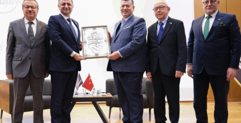 Baran Çelik Mudanya Üniversitesi öğrencileri ile buluştu