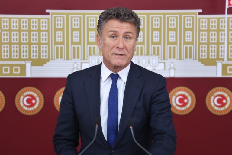 ORHAN SARIBAL, “KANAL İSTANBUL’A AYRILAN 65 MİLYAR DOLAR, MARMARA DENİZİ İÇİN KULLANILMALI”