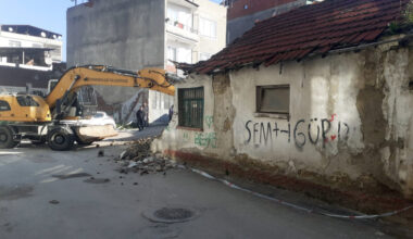 Osmangazi’de metruk bina temizliği