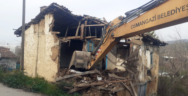 Metruk bina yıkımları hız kazandı
