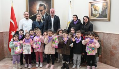 Minik yüreklerden Başkan Karabatı’ya ziyaret