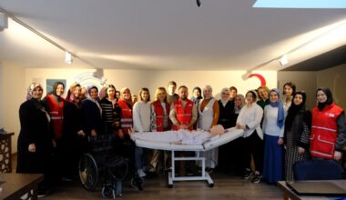 Türk Kızılay Bursa’da Engelli ve Yaşlı Bakımı Eğitimi Gerçekleştirildi
