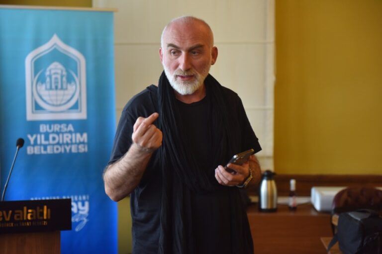 YILDIRIM’DA MOBİL FOTOĞRAFÇILIK EĞİTİMİ