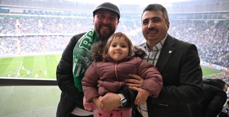BURSASPOR SEVGİSİ ENGEL TANIMIYOR
