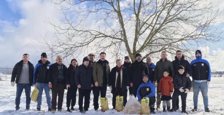 BAŞKAN ERCAN ÖZEL SOĞUK HAVALARDA YABAN HAYATI UNUTMADI