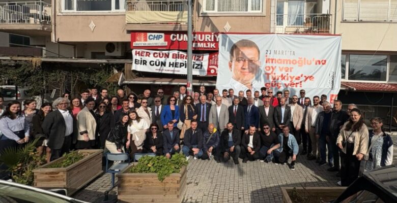CHP Gemlik’ten İmamoğlu’na Özgürlük ve Erken Seçim İçin İmza Kampanyası