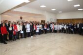 BUÜ’de ayın en başarılı akademisyenlerine başarı belgesi