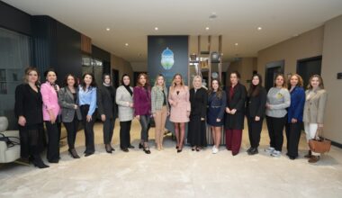 İŞ DÜNYASINDA 8 MART DAYANIŞMASI