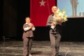 Sunay Akın ile ‘Mahya Işıkları’