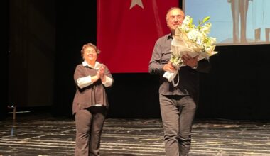 Sunay Akın ile ‘Mahya Işıkları’