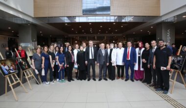 Başkan Bozbey’den 14 Mart Tıp Bayramı ziyareti Başkan Bozbey’den 14 Mart Tıp Bayramı ziyareti