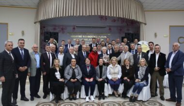 Başkan Bozbey Osmangazili muhtarlarla kentin geleceğini konuştu Başkan Bozbey Osmangazili muhtarlarla kentin geleceğini konuştu