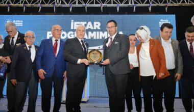 Başkan Bozbey, “Şehit ailelerinin ve gazilerin her zaman yanındayız”