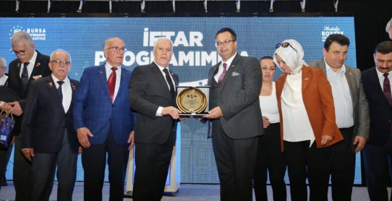 Başkan Bozbey, “Şehit ailelerinin ve gazilerin her zaman yanındayız”