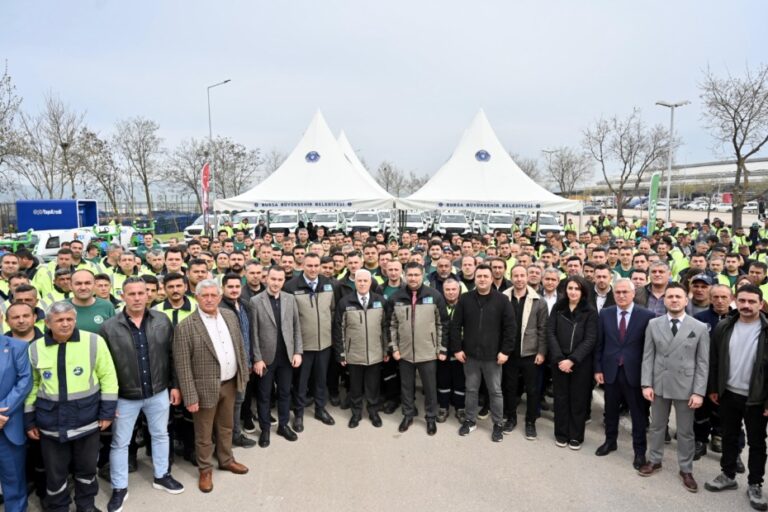 Büyükşehir’den sinek ve haşereyle mücadeleye güçlü başlangıç