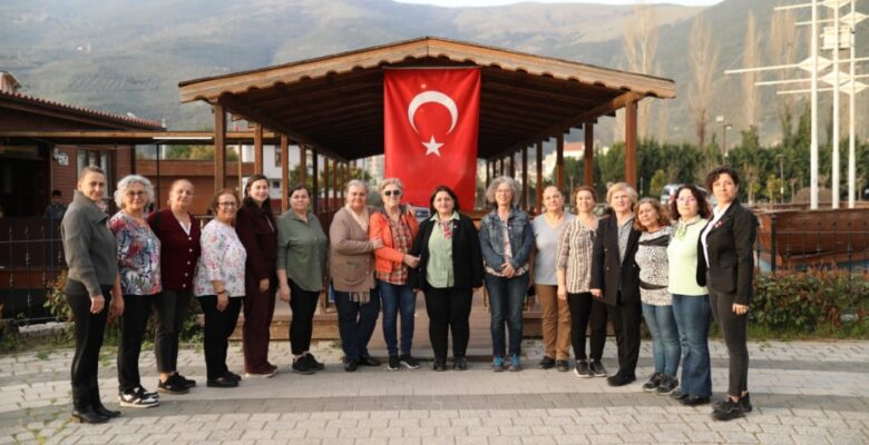 CHP Gemlik’ten Şehit Ailelerine Anlamlı İftar Programı