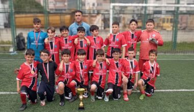 Şampiyon Gemlik Ali Kütük Ortaokulu