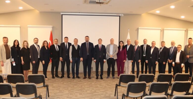 BALKANTÜRKSİAD AKADEMİ’DE GÜNDEM: ABD PAZARI