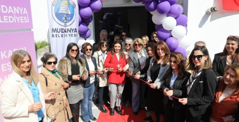 MUDANYA’DA KADINLAR İÇİN TARİHİ ADIM