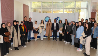 Mutlu ve başarılı çocuk yetiştirmenin formülü BUÜ’de konuşuldu