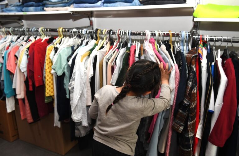 Çocukların bayramlıkları Osmangazi Belediyesi’nden