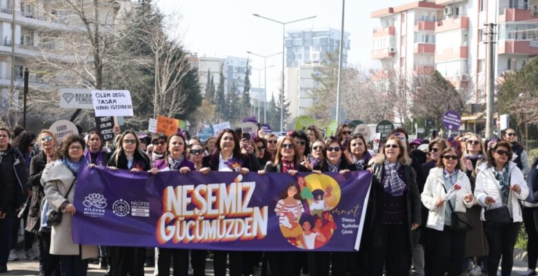 Nilüferli kadınlar, 8 Mart’ta adalet ve eşitlik için yürüdü